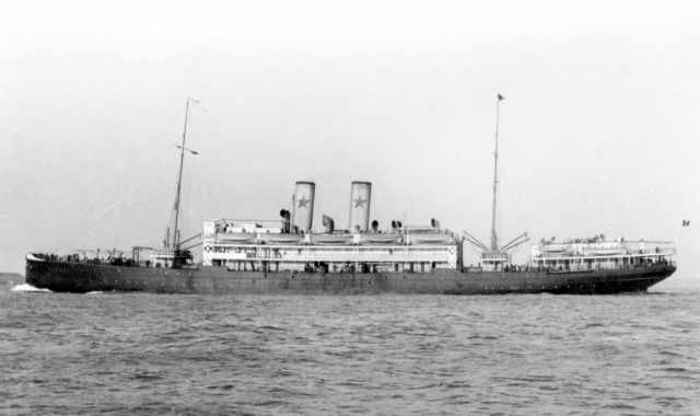 La storia di Giovanni, 17enne migrante: anneg un attimo prima di entrare a New York